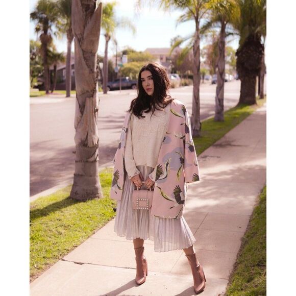 NWT WILDFOX Sz M SURE YEAH OK DISTRESSED PULLOVER SWEATER IN LATTE CREAM IVORY - Picture 11 of 12